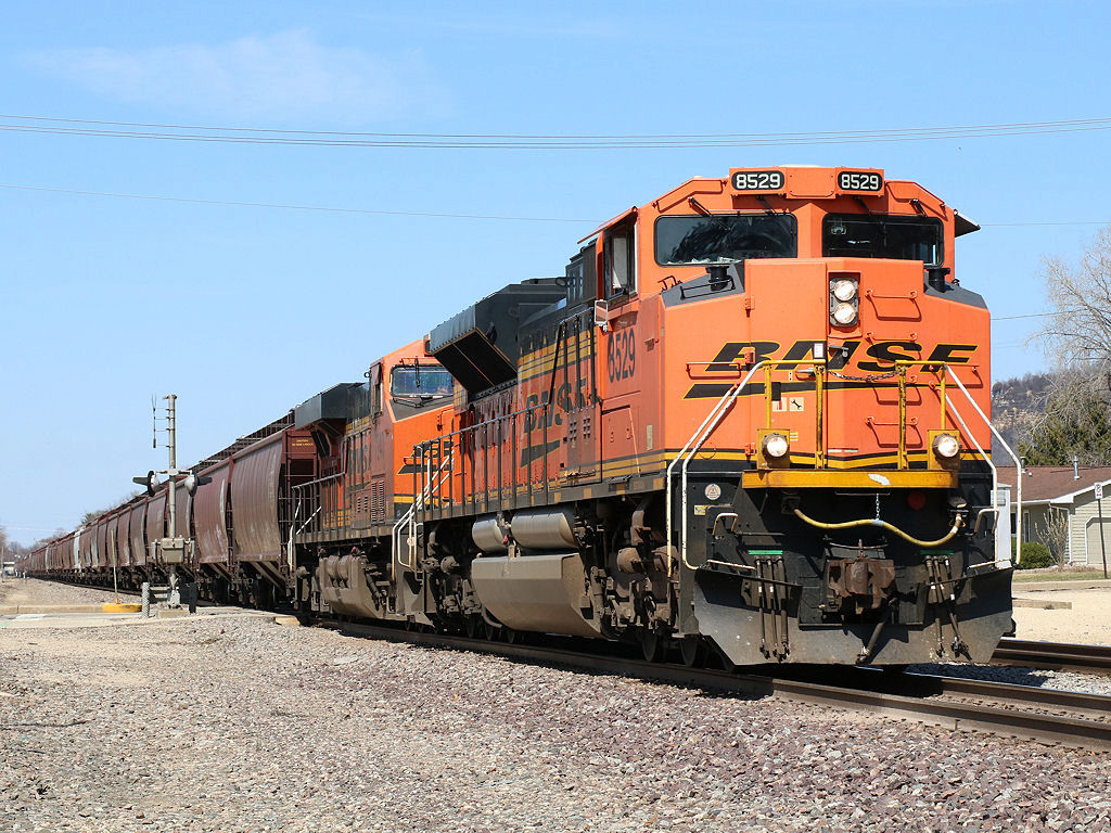 BNSF 8529